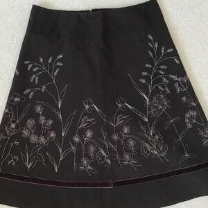 Axcess Liz Claiborne black/purple size 4 skirt